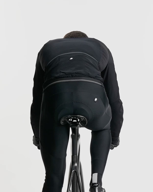 SYSTEM WINTER: EQUIPE R – JACKET BLACK - Equipe R Systems | ASSOS Of Switzerland - Official Online Shop