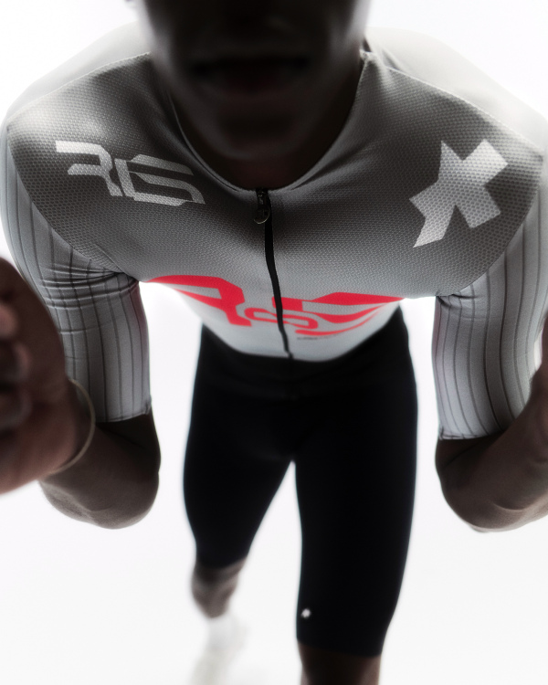 System: MADE IN FUTURE Fanatic Silver - ASSOS Of Switzerland - Official Online Shop