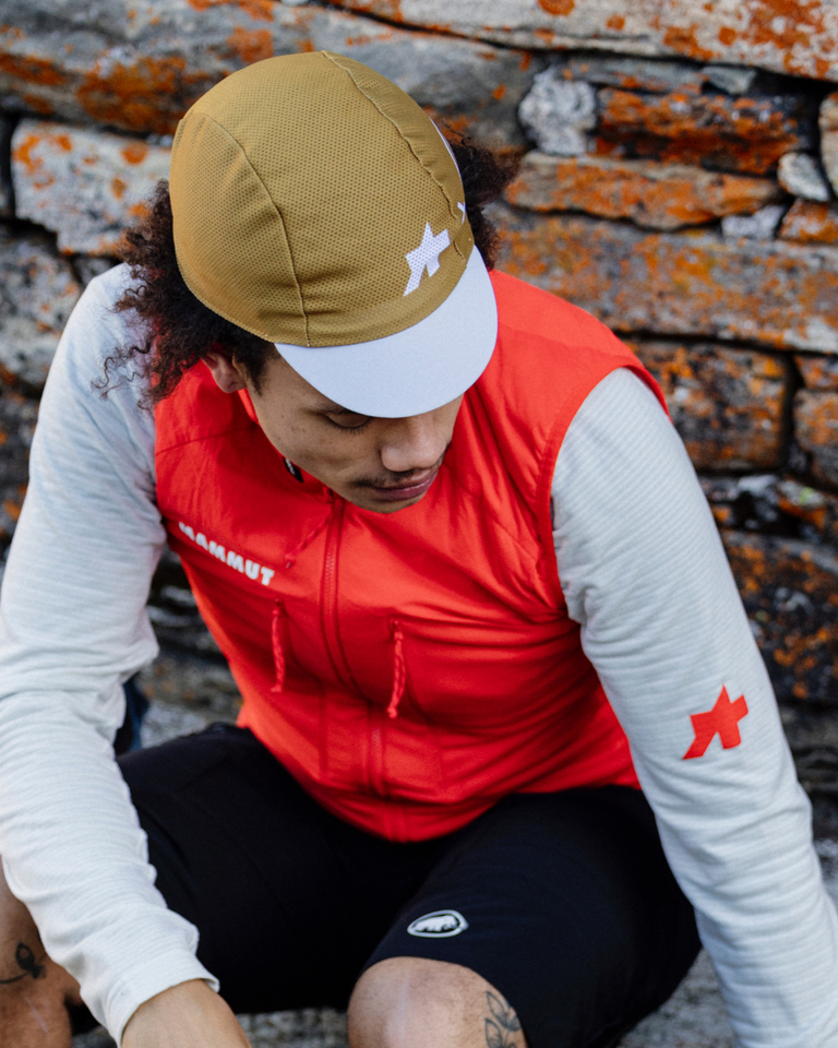 Assos x Mammut ML Hybrid Vest Men - OFF BIKE | ASSOS Of Switzerland - Official Online Shop