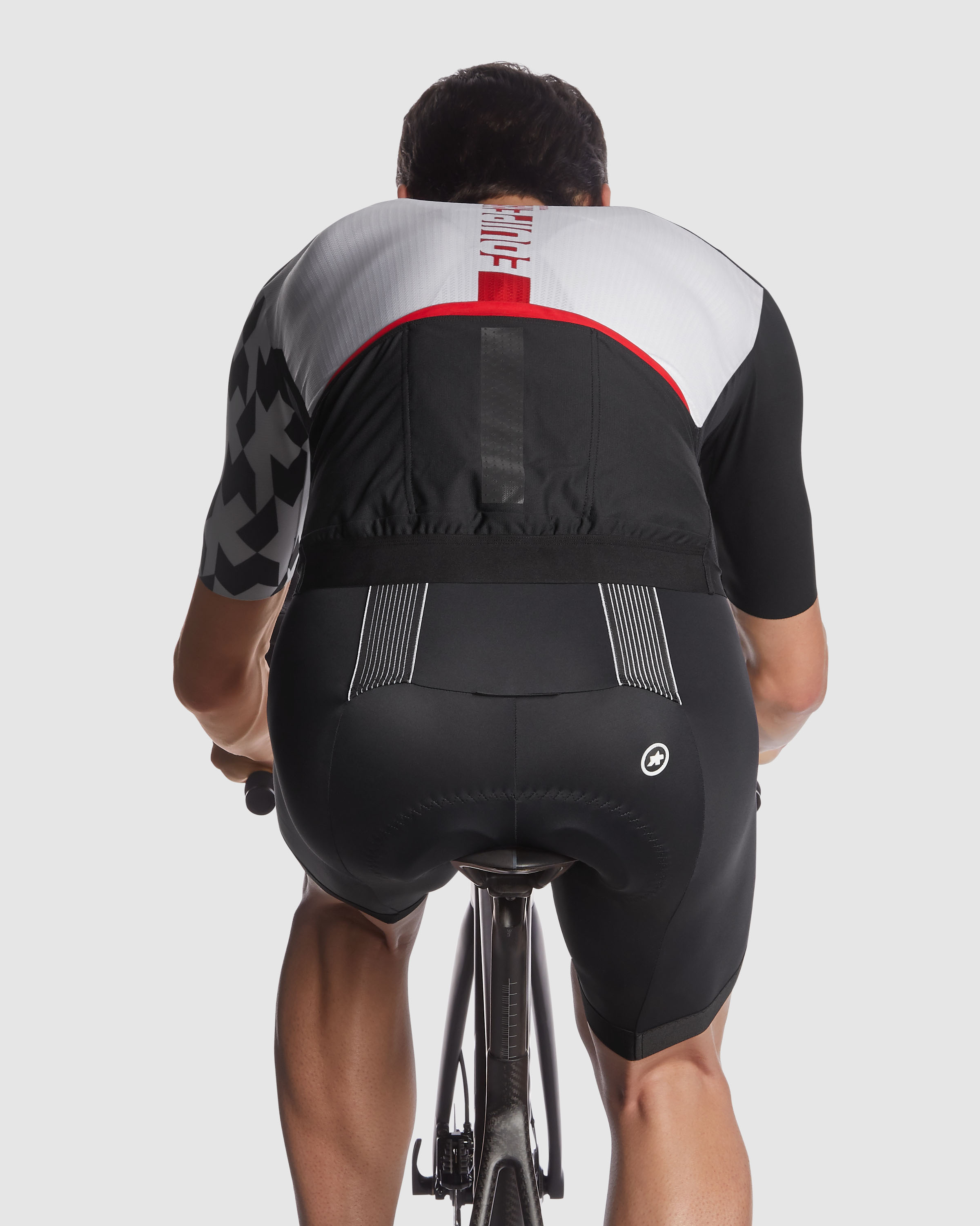 15750円無料で入手 ベストセラー アソス Assos Equipe RS Rapidfire