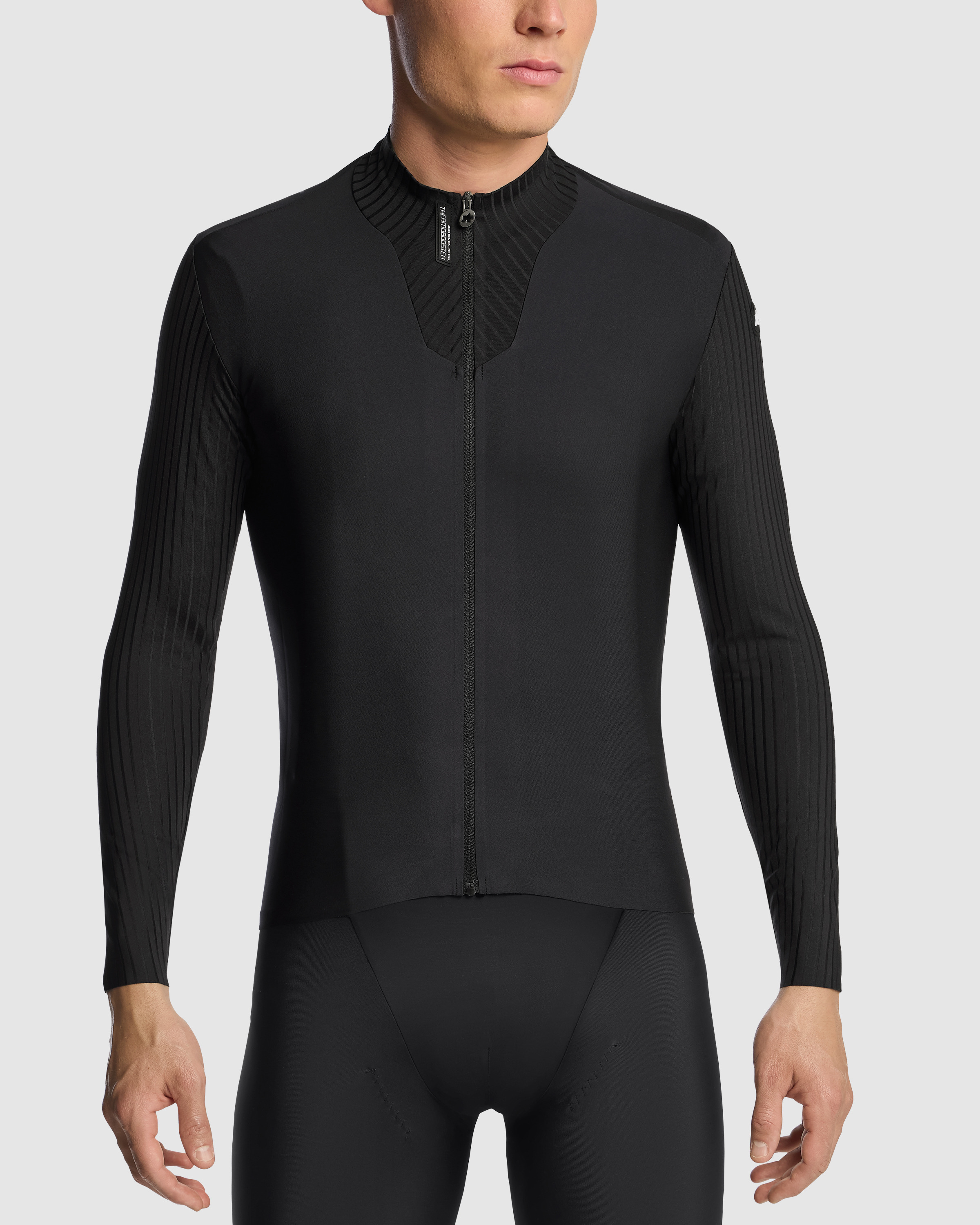 ASSOS トライアスロンウェア Mサイズ ブラック レディースサマーロングスリーブジャージ【UMA GT DRYLITE LS