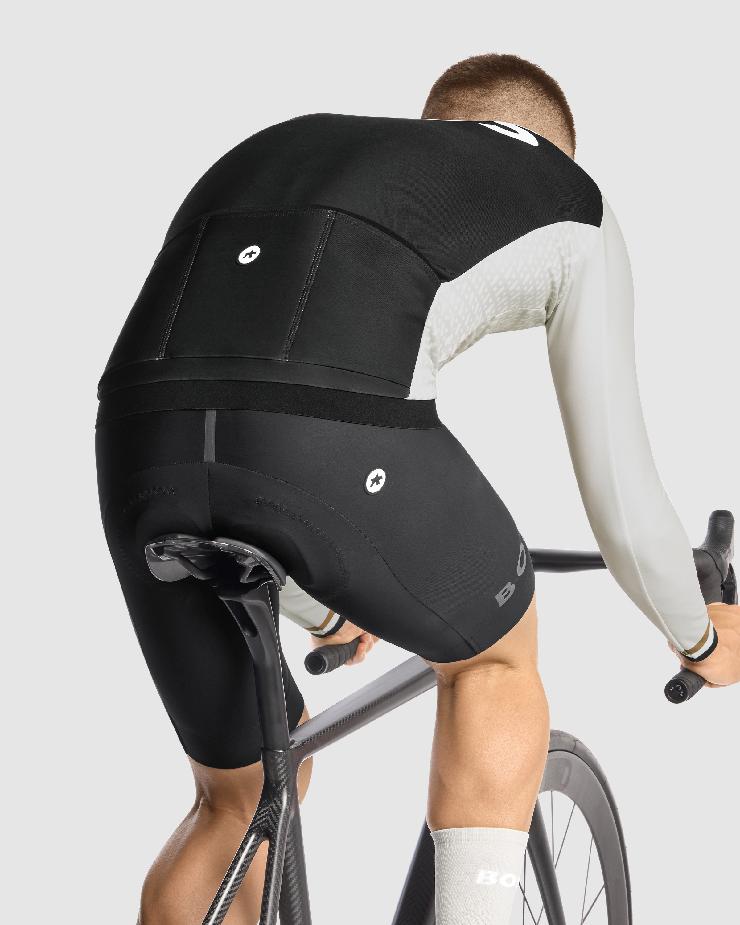 ASSOS　MILLLE GT ジャージ C2 Drop HeadサイズM ASSOS MILLLE GT ジャージ C2 Drop HeadサイズM