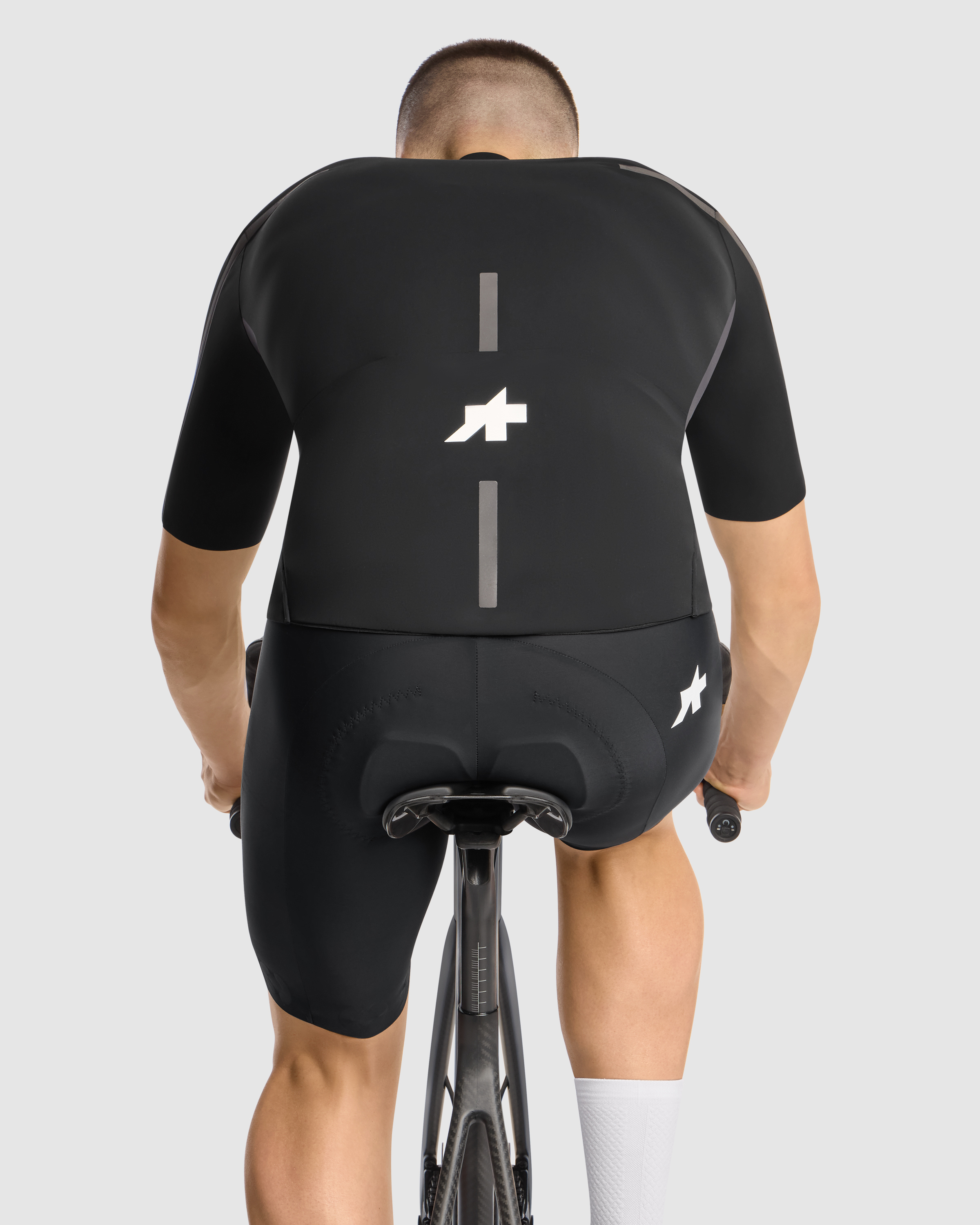 EQUIPE R Thermo Rain Jersey S11, blackSeries » ASSOS Of