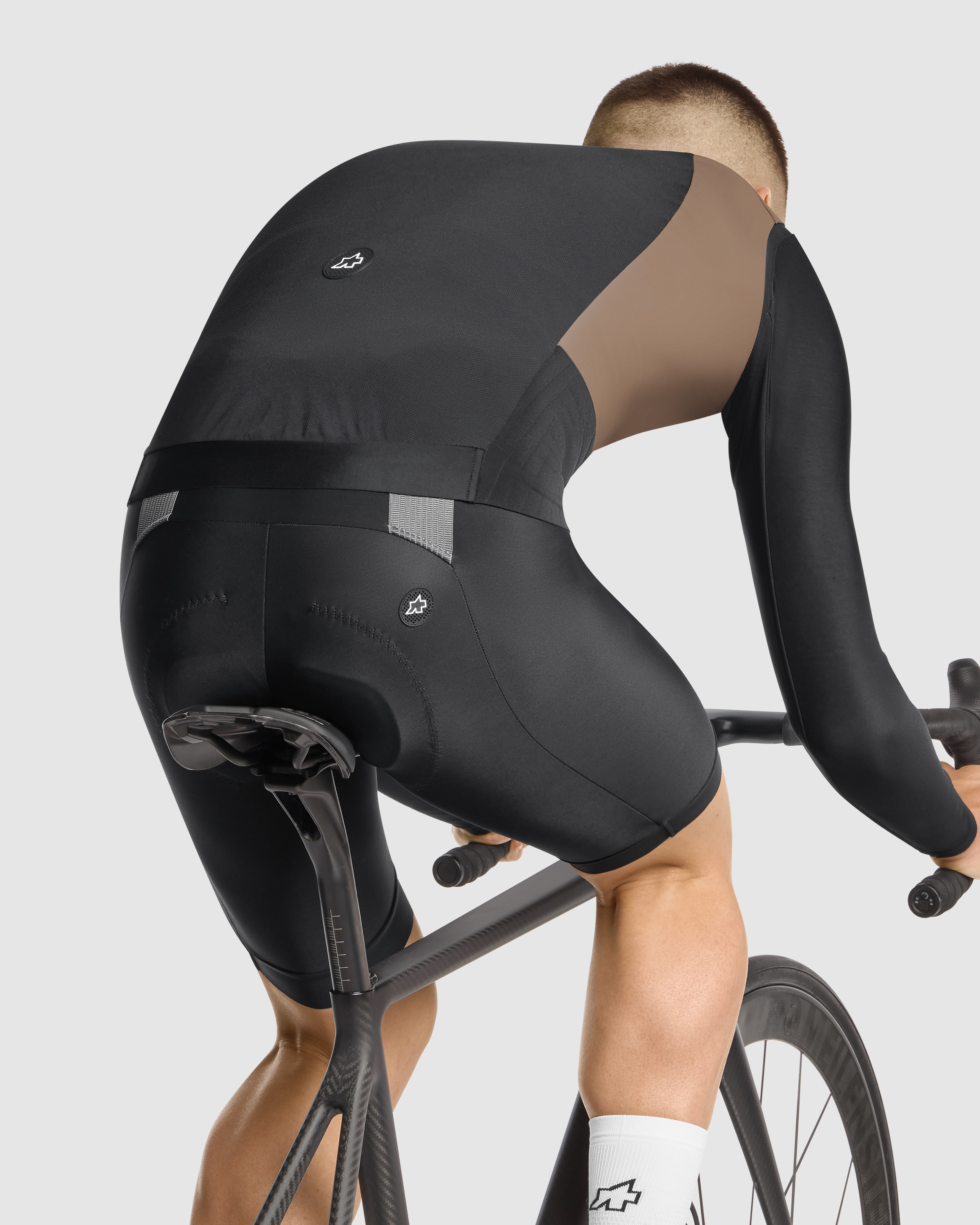 MILLE GTS spring fall Vest S11, Terra Sand » ASSOS Of Switzerland