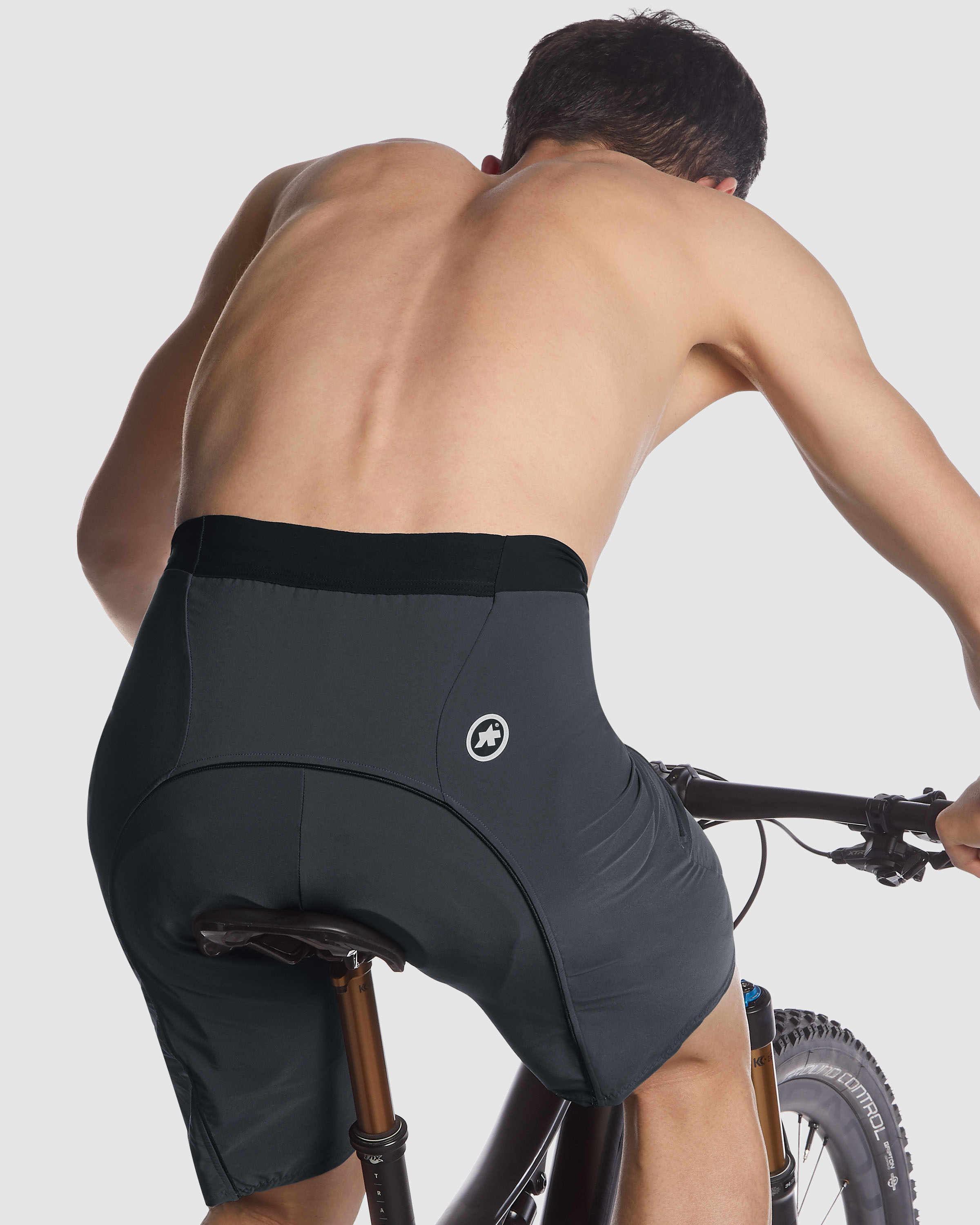 TRAIL Cargo Shorts, torpedoGrey » ASSOS Of Switzerland