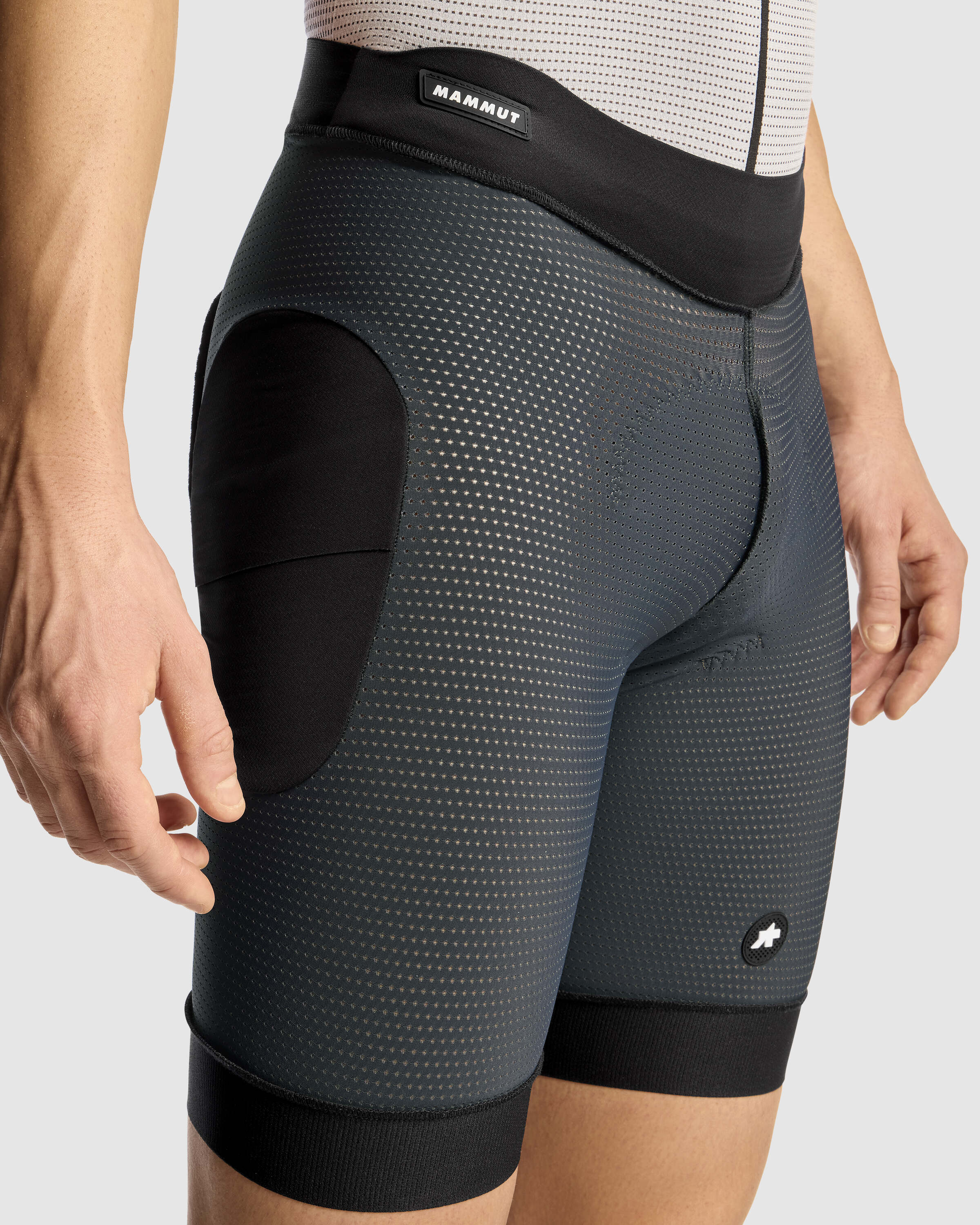Assos x Mammut TACTICA Liner Shorts HP T3, Torpedo Grey » ASSOS Of