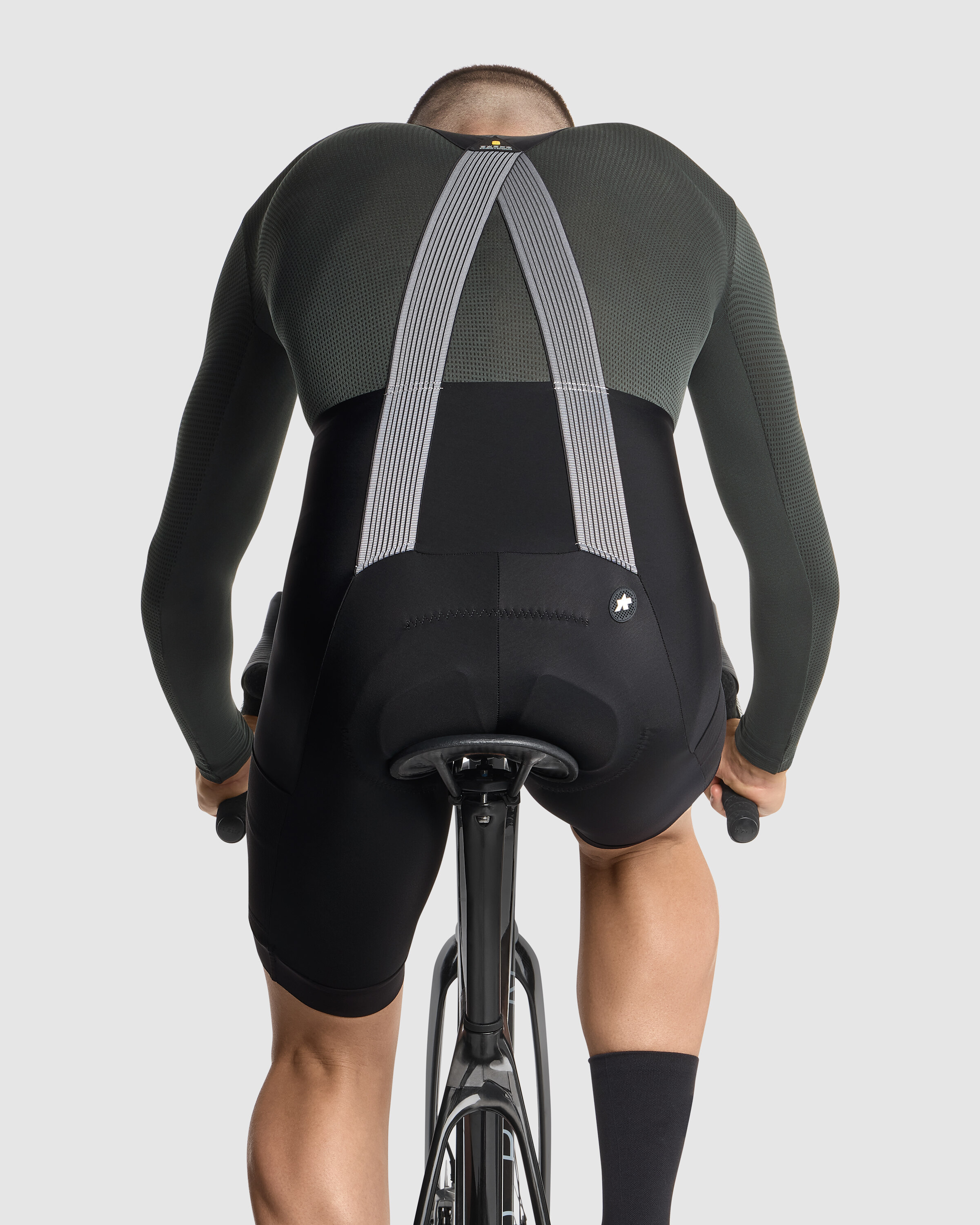 ASSOS 5th Gen Cycling Shorts ビブタイツ ASSOS 5th Gen Cycling Shorts ビブタイツ