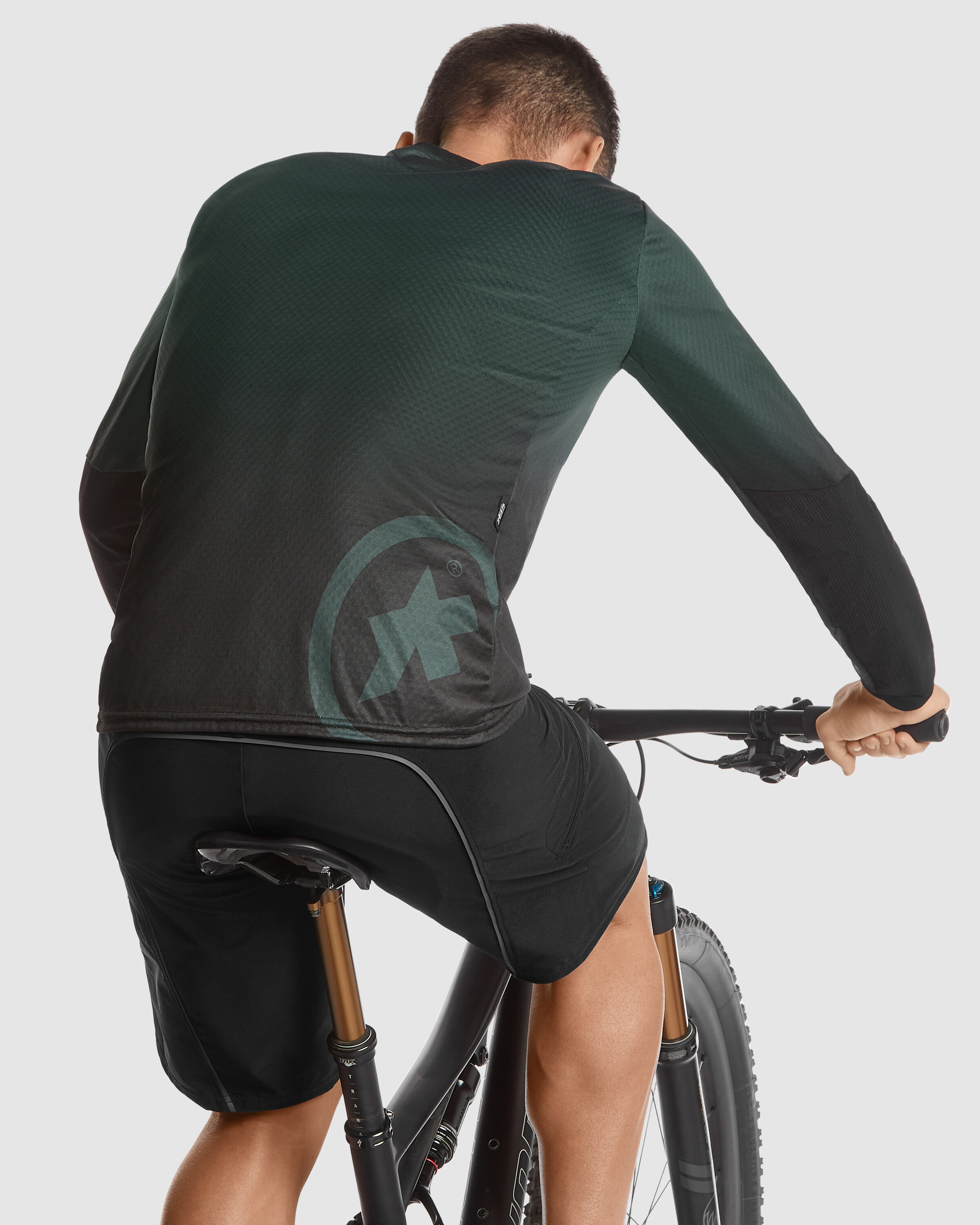 TRAIL LS Jersey T3, Schwarzwald Green » ASSOS Of Switzerland