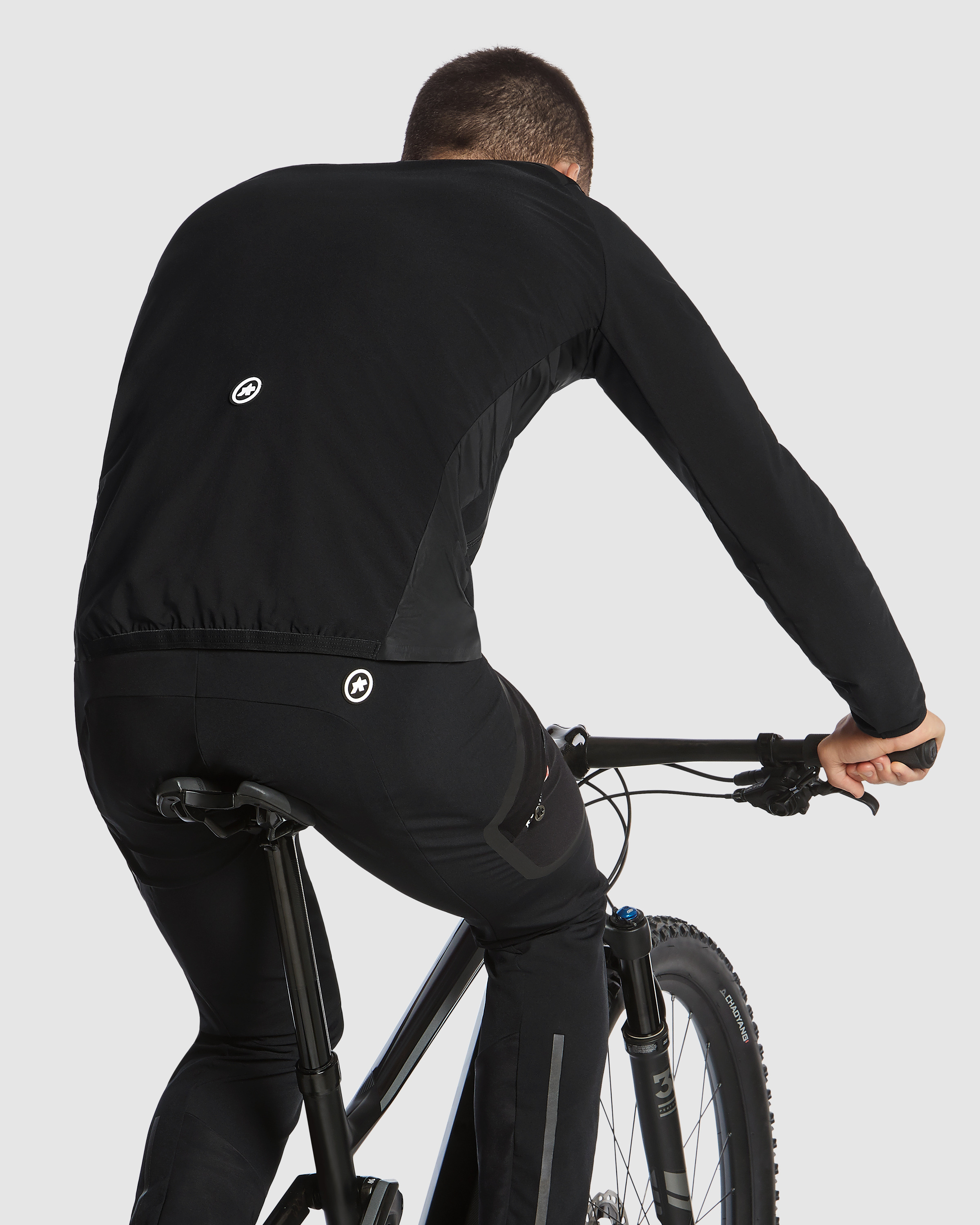 TRAIL Steinadler Jacket T3, blackSeries » ASSOS Of Switzerland