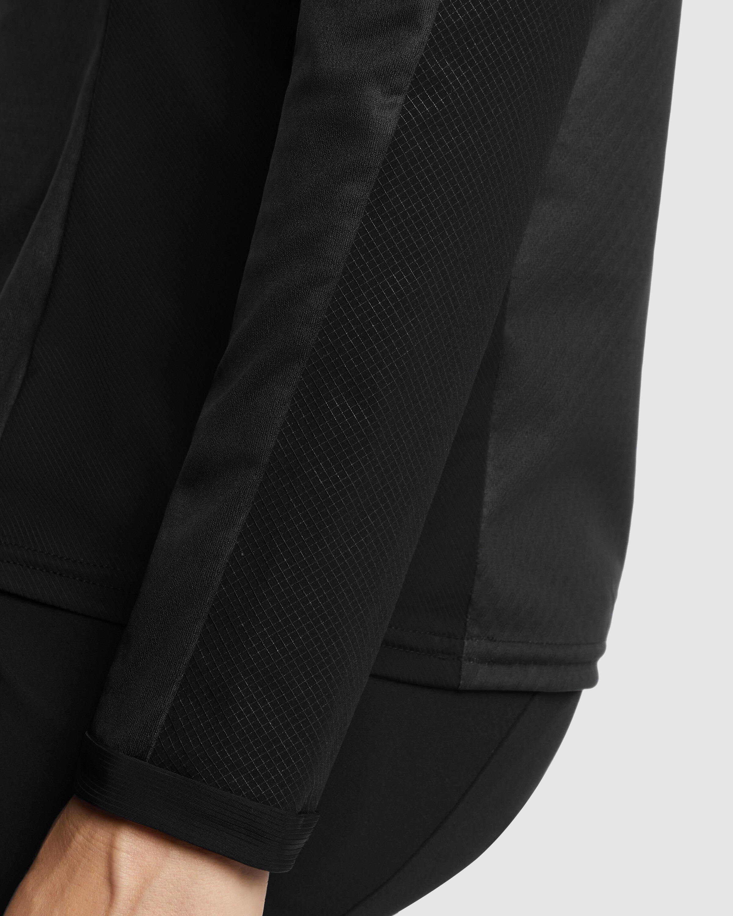 TRAIL Womens LS Jersey T3, blackSeries » ASSOS Of Switzerland